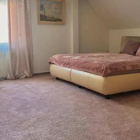 Fischerhaus 아파트 켓진